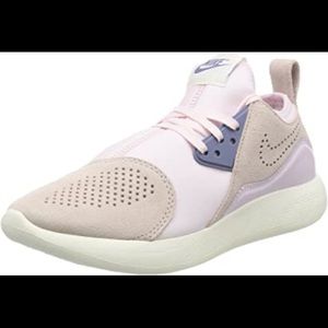 Nike sneaker Lunacharge premium
